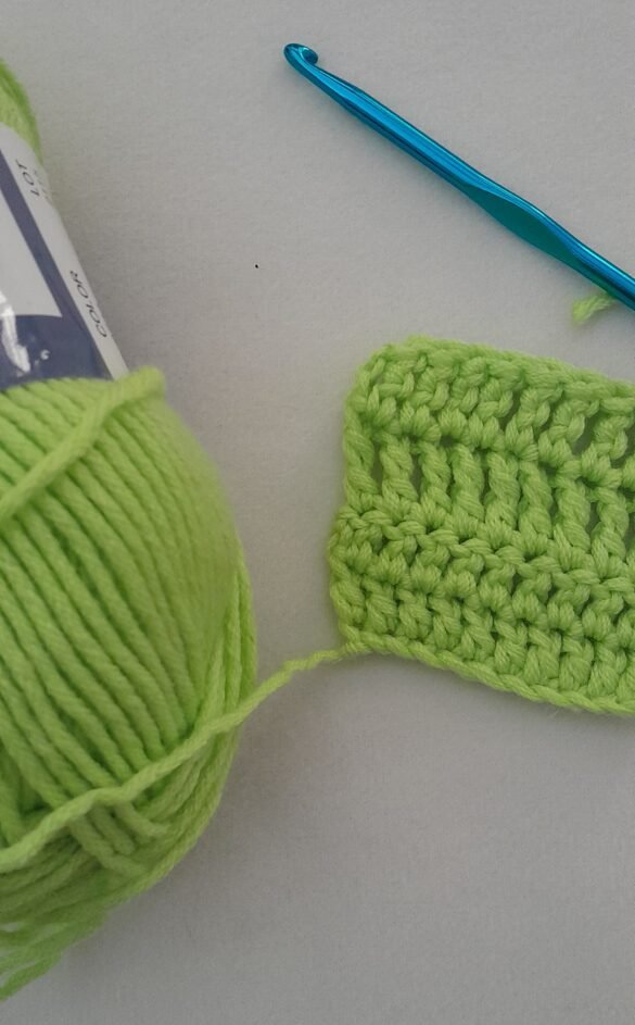Crocheting Double Crochet – Basic Uses and Tutorial
